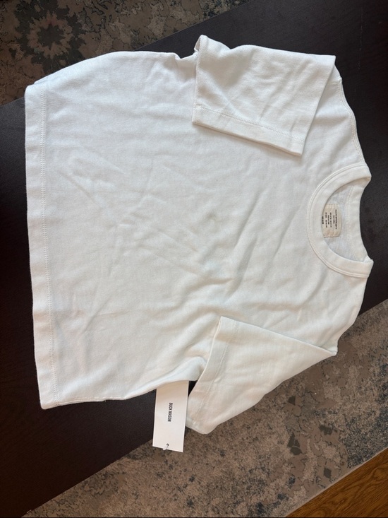 Buck Mason Tops - Neat Buck Mason Women’s White Field Spec Boyfriend Crop Tee XS/S Retail $62